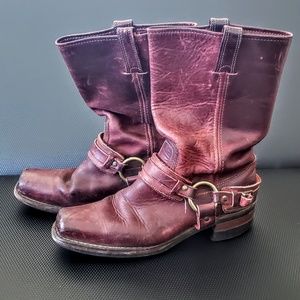 Gorgeous burgundy Frye boots Sz 9.5